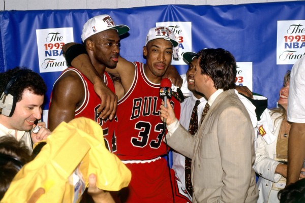1993年NBA季后赛，尼克斯VS公牛，那些血肉模糊的对抗