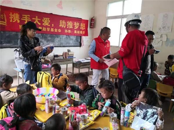 四川高考分数线公布,梦想与现实的交汇 四川高考分数线公布,梦想与现实的交汇