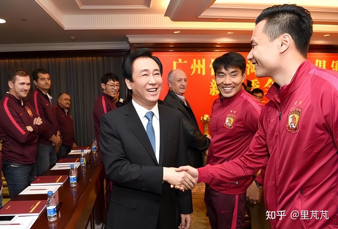 广州恒大足球董事长是谁？我查了一堆资料，发现事情没那么简单