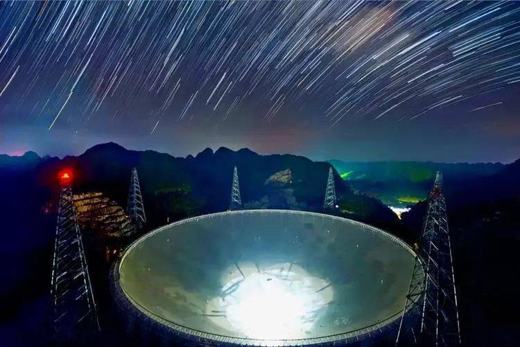 中国天眼荣获国家科技进步奖一等奖，探索宇宙的超级眼睛